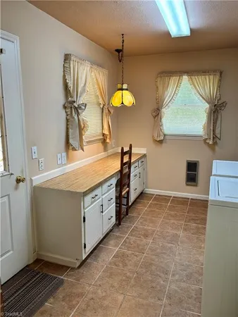 $285,000 | 126 Lyn Avenue, Mount Airy, NC 27030