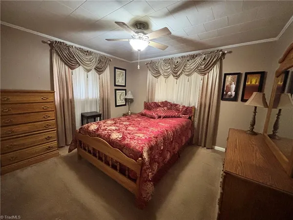 $285,000 | 126 Lyn Avenue, Mount Airy, NC 27030