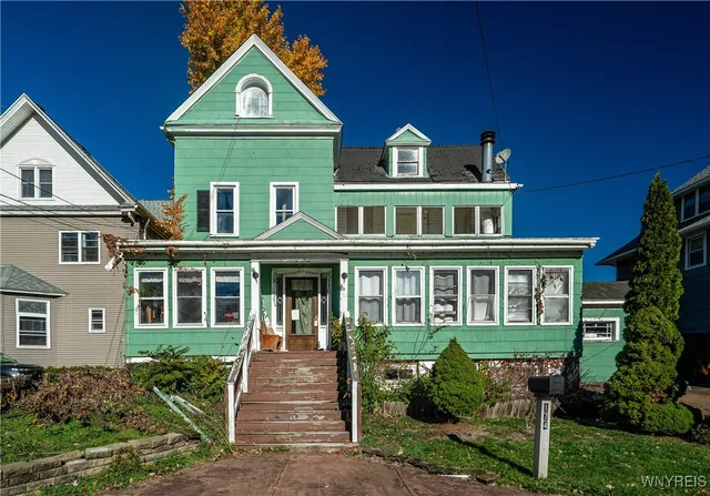$165,000 | 174 Fletcher Street, Tonawanda, NY 14150