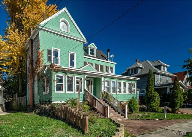 $165,000 | 174 Fletcher Street, Tonawanda, NY 14150