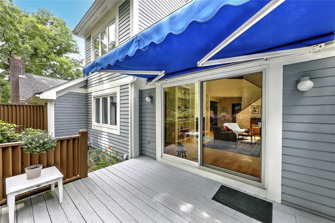 36 Bagy Wrinkle Cove, Unit 36 Warren, RI 02885 - Photo 7 of 34 Private deck w/electric awning