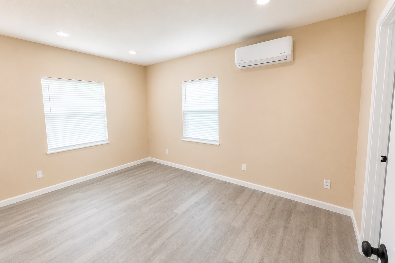 1021 North Sage Road Crystal Beach, TX 77650 - Photo 13 of 22 Gallery Image 13