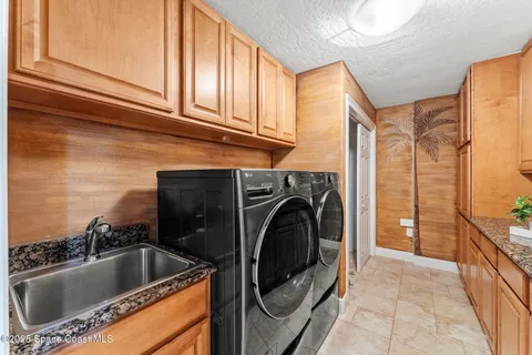 $1,600,000 | 6215 South Tropical Trail, Merritt Island, FL 32952