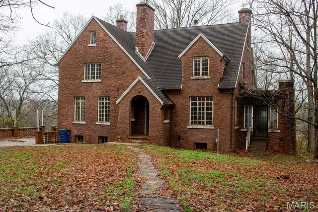 $169,900 | 102 Vine Street, Marble Hill, MO 63764