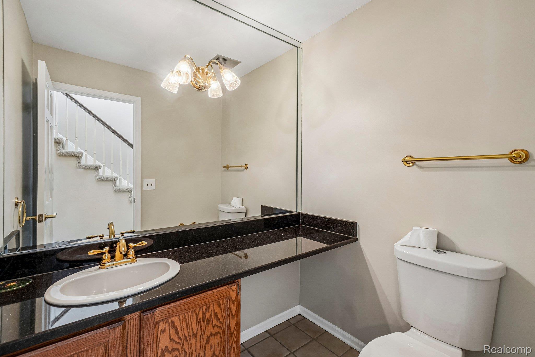 4523 Rivers Edge Drive Troy, MI 48098 - Photo 17 of 69 14-web-or-mls-- 4523 Rivers Edge Dr-S0808-014.jpg