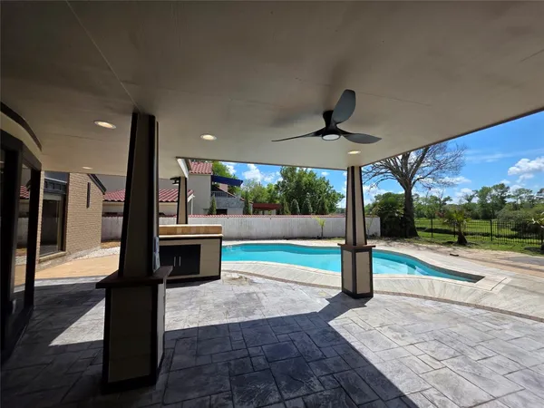 $875,000 | 16406 Brook Forest Drive, Houston, TX 77059