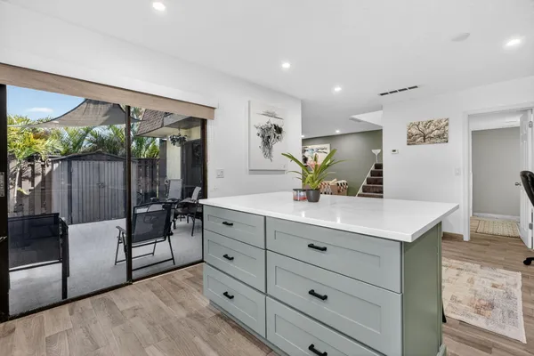 $379,000 | 110 North Delaware Boulevard, Unit 10C, Jupiter, FL 33458