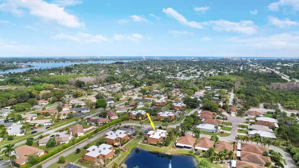 $379,000 | 110 North Delaware Boulevard, Unit 10C, Jupiter, FL 33458