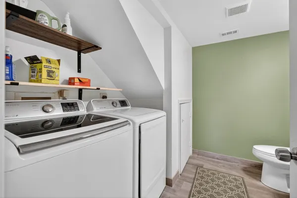 $379,000 | 110 North Delaware Boulevard, Unit 10C, Jupiter, FL 33458