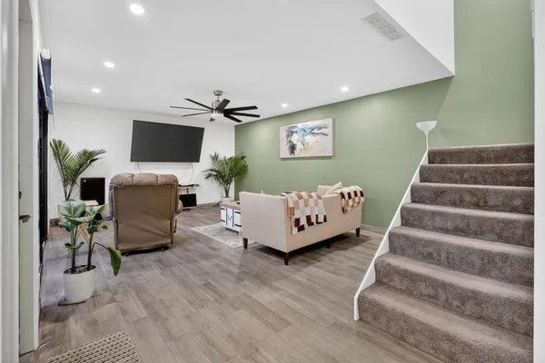 $379,000 | 110 North Delaware Boulevard, Unit 10C, Jupiter, FL 33458