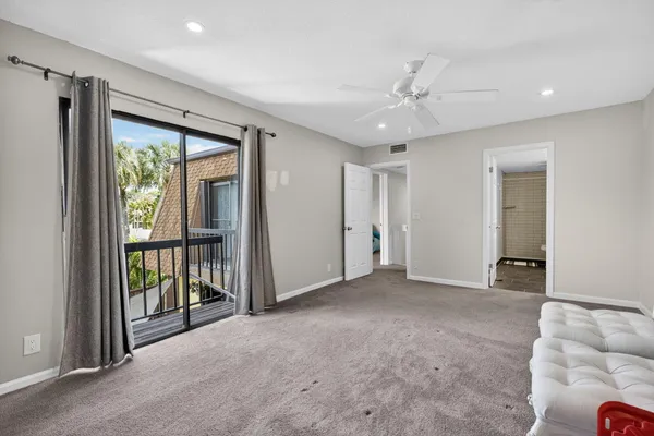 $379,000 | 110 North Delaware Boulevard, Unit 10C, Jupiter, FL 33458