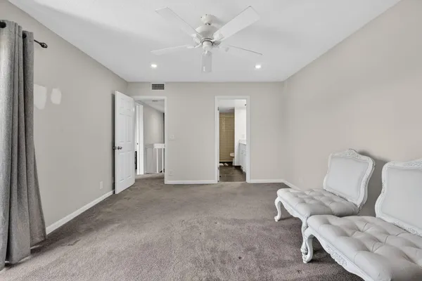 $379,000 | 110 North Delaware Boulevard, Unit 10C, Jupiter, FL 33458