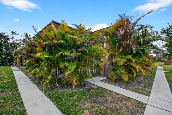 $379,000 | 110 North Delaware Boulevard, Unit 10C, Jupiter, FL 33458