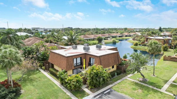 $379,000 | 110 North Delaware Boulevard, Unit 10C, Jupiter, FL 33458