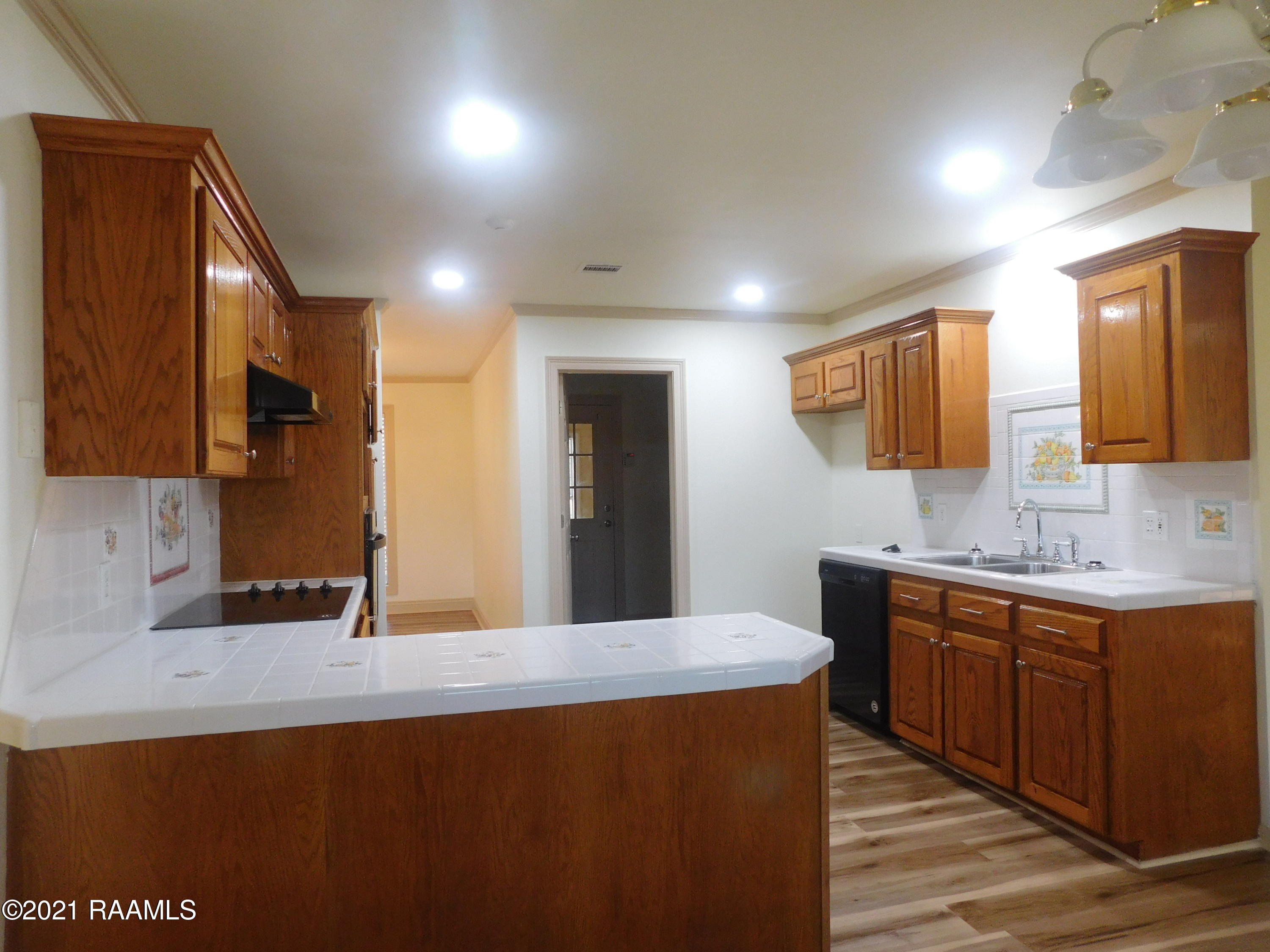2035 Meadow Run Road Opelousas, LA 70570 - Photo 5 of 11 Gallery Image 5