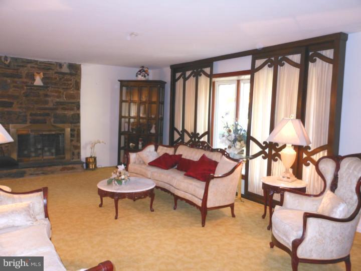 Gallery Image 6