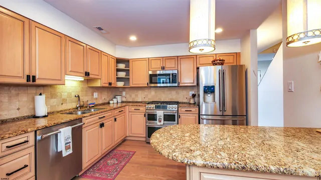 $45,000 | 31 Bayside Court, Margate City, NJ 08402