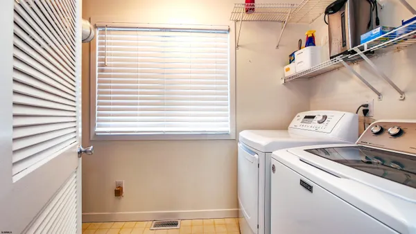 $39,000 | 31 Bayside Court, Margate City, NJ 08402