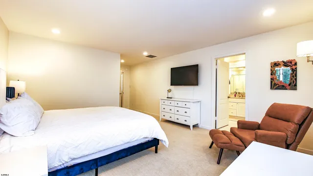 $45,000 | 31 Bayside Court, Margate City, NJ 08402