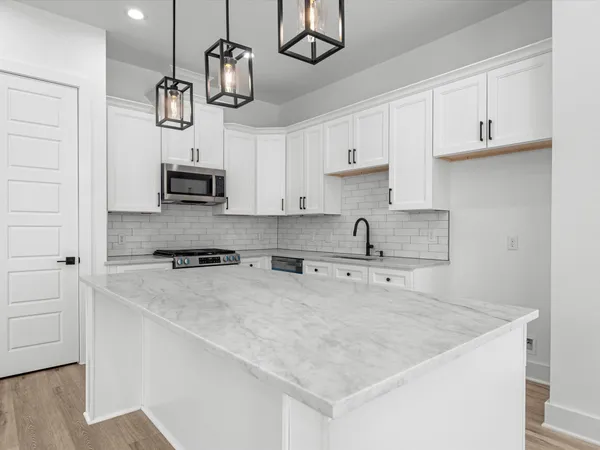 $419,900 | 3034 McGowen Street, Houston, TX 77004