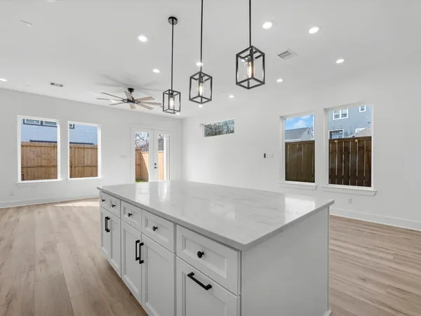 $419,900 | 3034 McGowen Street, Houston, TX 77004