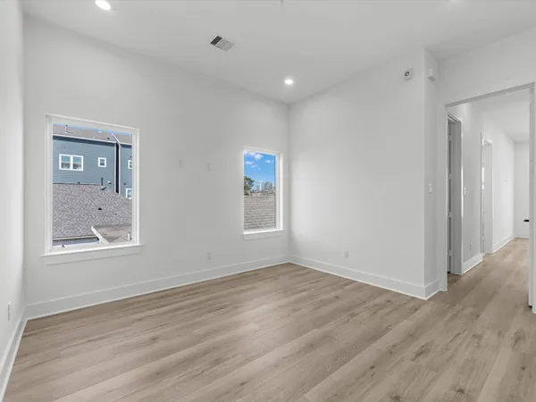 $419,900 | 3034 McGowen Street, Houston, TX 77004