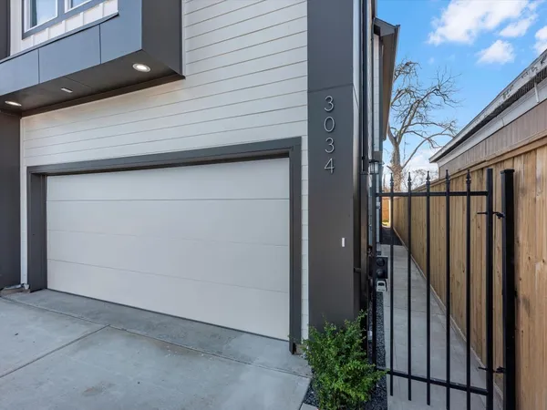 $419,900 | 3034 McGowen Street, Houston, TX 77004