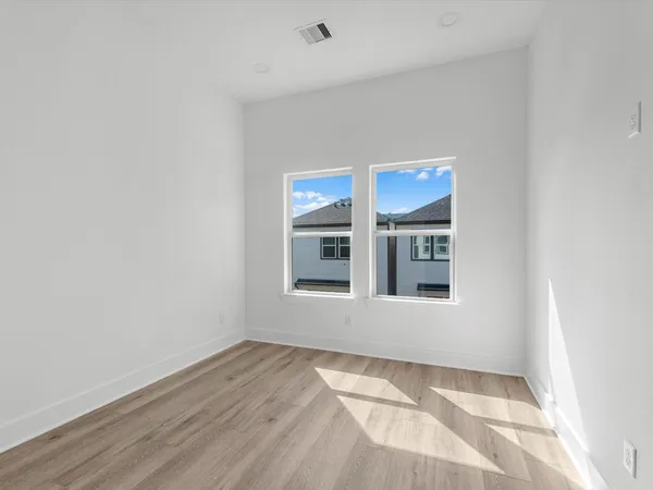 $419,900 | 3034 McGowen Street, Houston, TX 77004