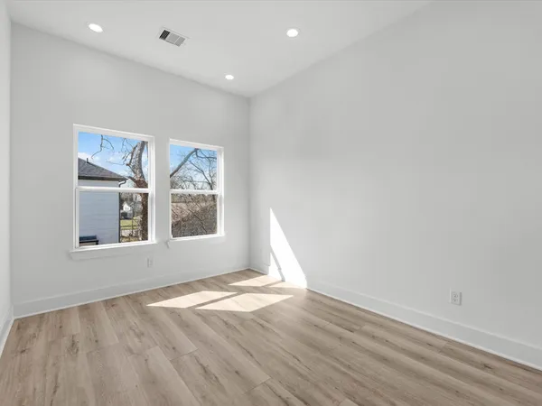 $419,900 | 3034 McGowen Street, Houston, TX 77004