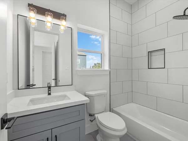 $419,900 | 3034 McGowen Street, Houston, TX 77004