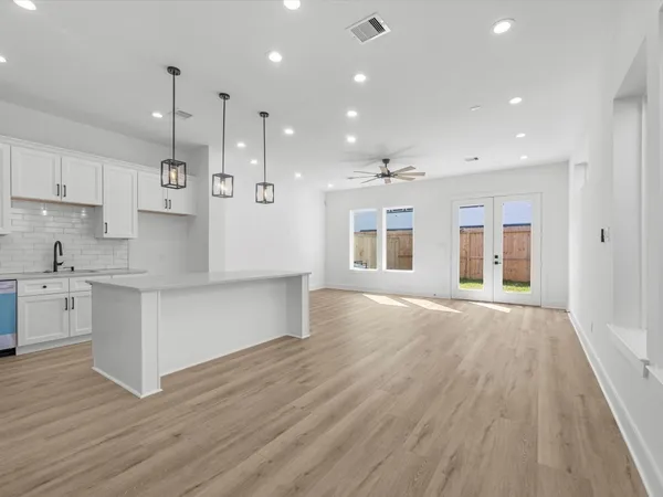 $419,900 | 3034 McGowen Street, Houston, TX 77004