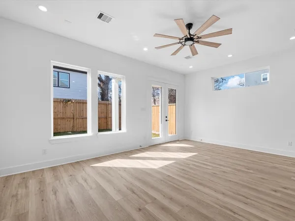 $419,900 | 3034 McGowen Street, Houston, TX 77004