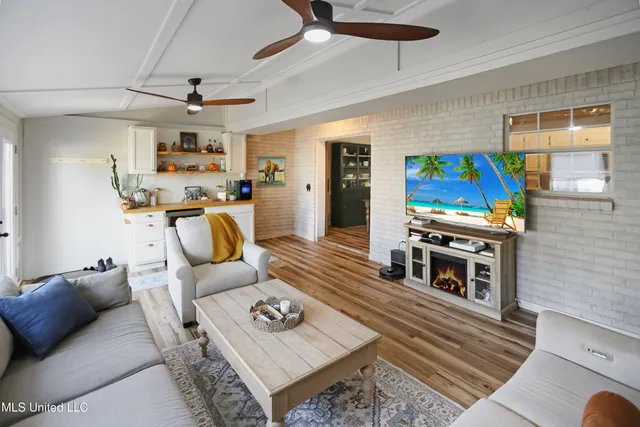 $295,000 | 3011 Windwood Circle, Flowood, MS 39232