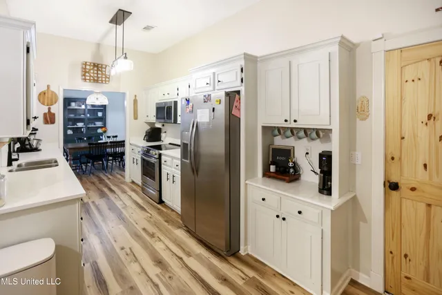 $295,000 | 3011 Windwood Circle, Flowood, MS 39232