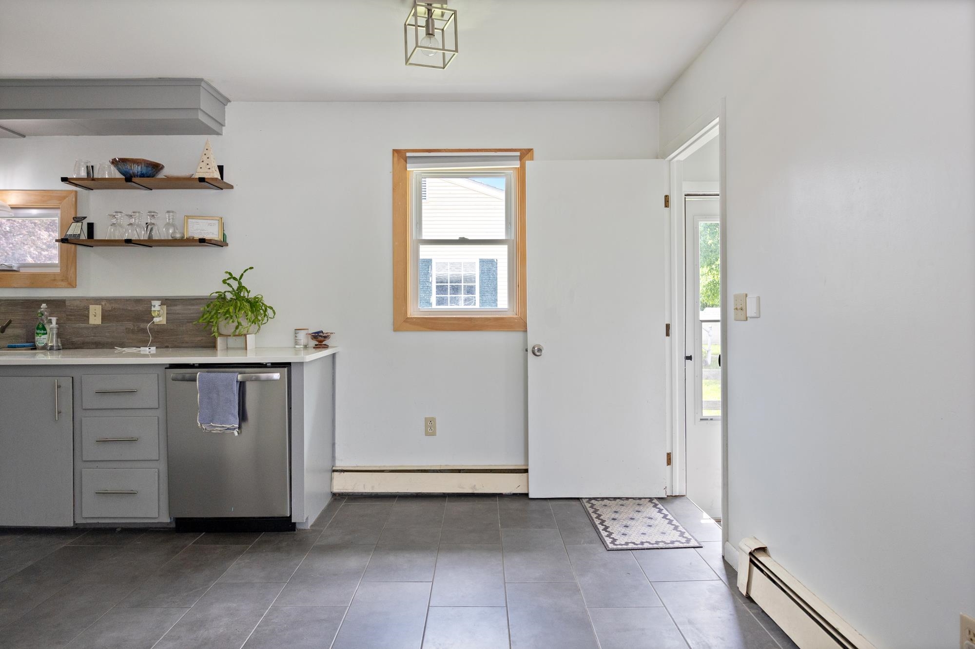 47 Cherry Street Milton, VT 05468 - Photo 12 of 40