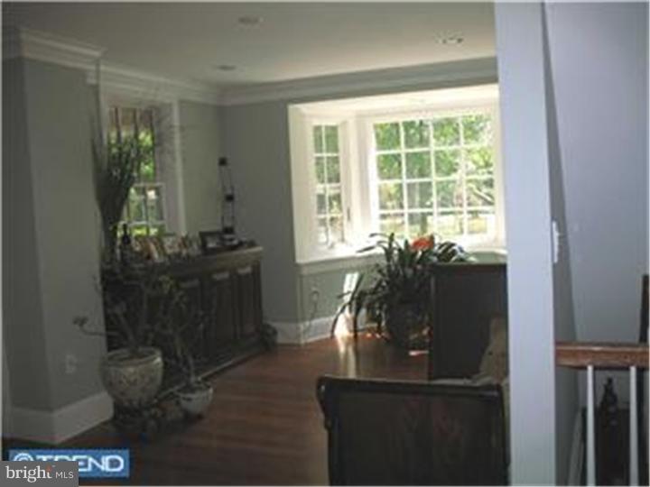 590 New Albany Road Moorestown, NJ 08057 - Photo 5 of 8 Gallery Image 5