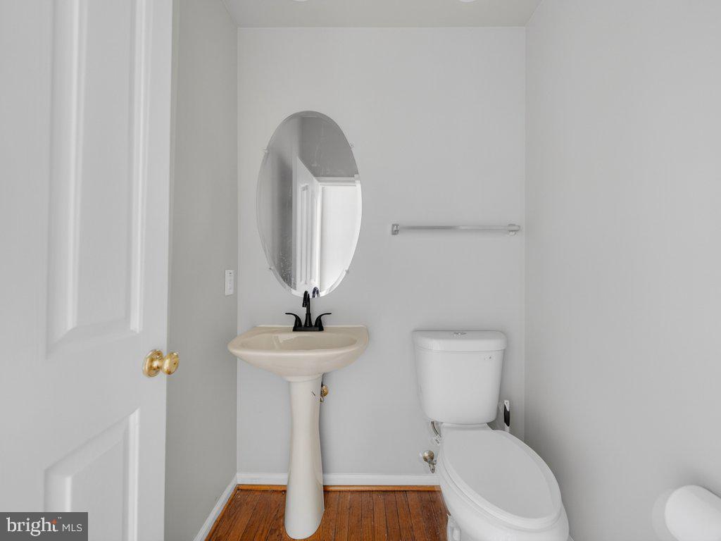2000 Del Sol Court Bowie, MD 20721 - Photo 15 of 66 guest half bath