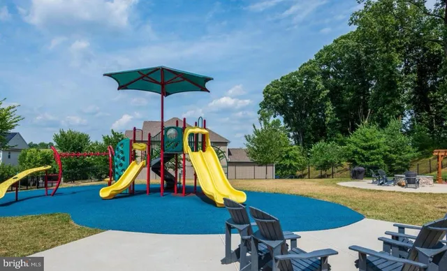 a view of outdoor space yard and patio