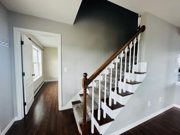 $534,900 | 905 Blackstream Road, Hermon, ME 04401