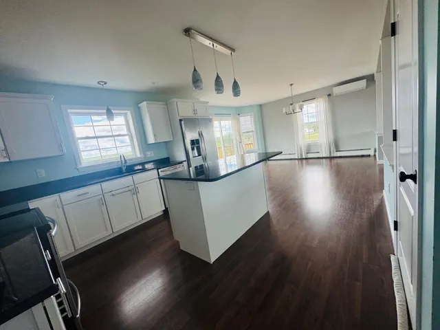 $538,500 | 905 Blackstream Road, Hermon, ME 04401