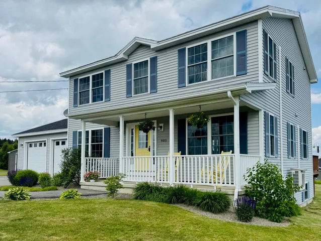 $538,500 | 905 Blackstream Road, Hermon, ME 04401