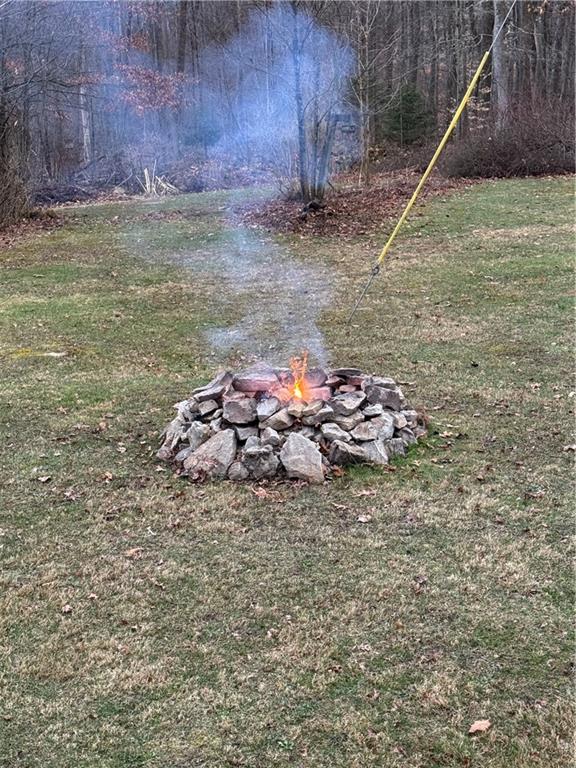 437 Chippewa Road Somerset, PA 15501 - Photo 4 of 27