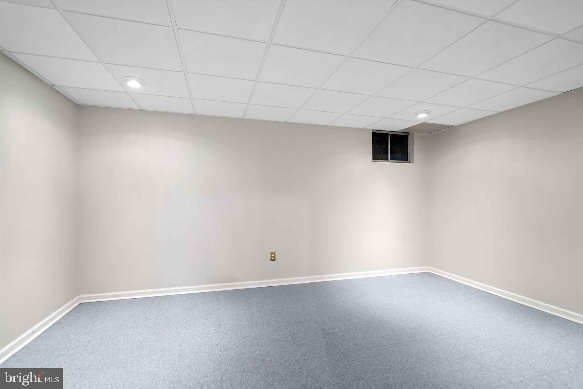 108 Woodrow Road Winchester, VA 22602 - Photo 25 of 28