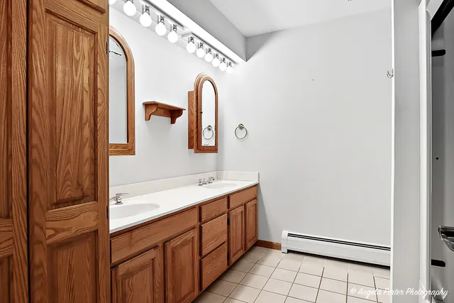 $824,000 | 22806 West Loon Lake Boulevard, Antioch, IL 60002