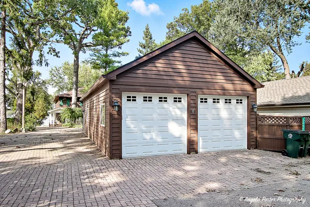 $824,000 | 22806 West Loon Lake Boulevard, Antioch, IL 60002