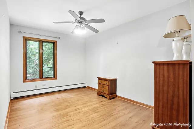 $824,000 | 22806 West Loon Lake Boulevard, Antioch, IL 60002