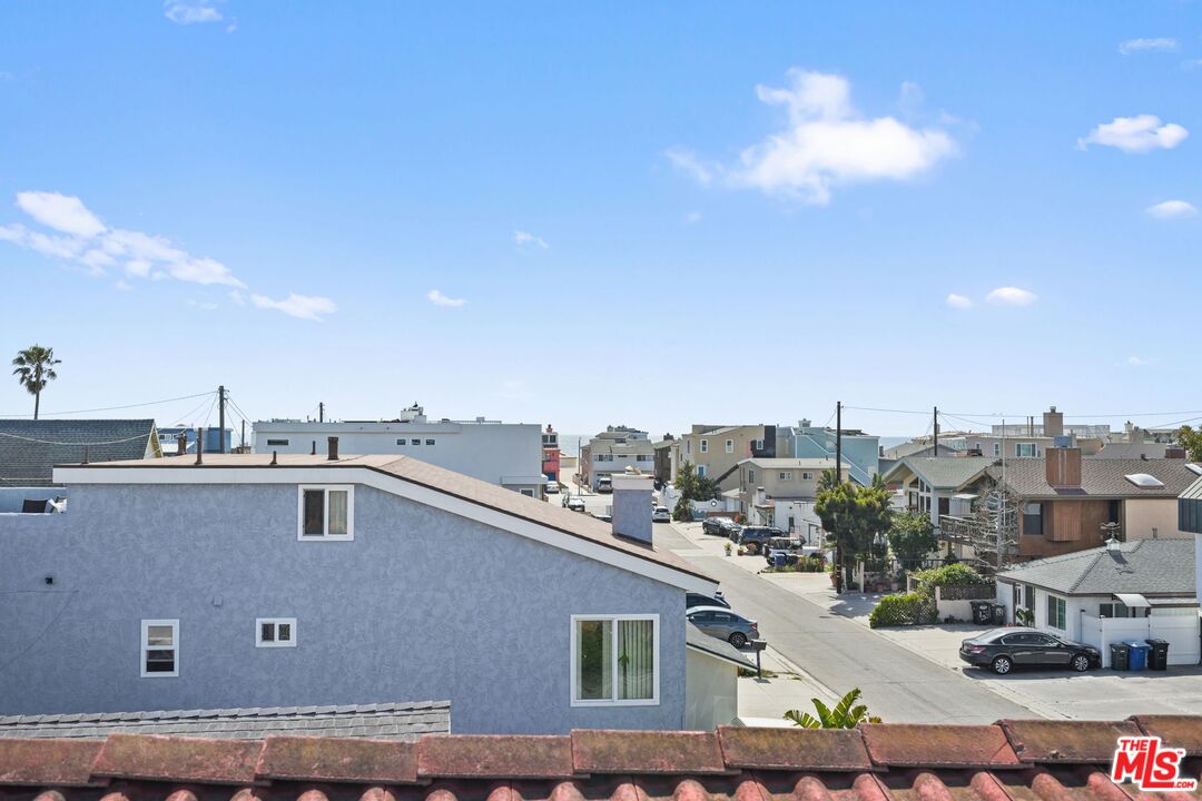 148 Van Nuys Avenue Oxnard, CA 93035 - Photo 32 of 37 a view of a city