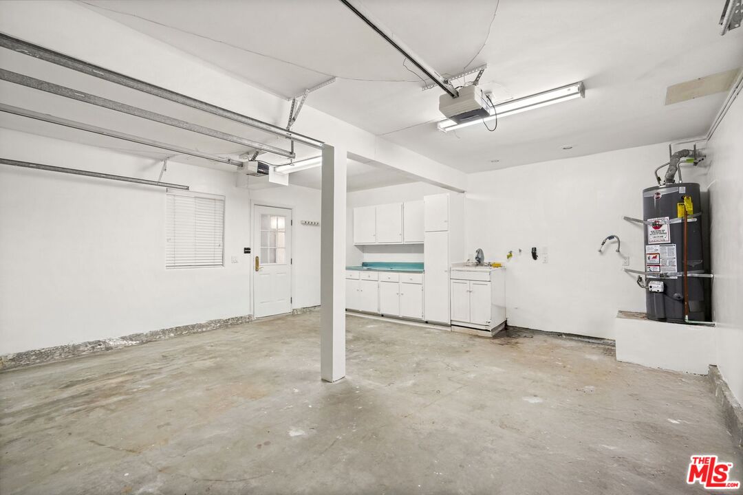 148 Van Nuys Avenue Oxnard, CA 93035 - Photo 37 of 37