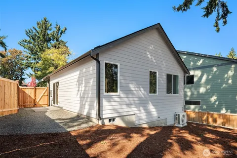 $499,950 | 12330 13th Place Southwest, Burien, WA 98146