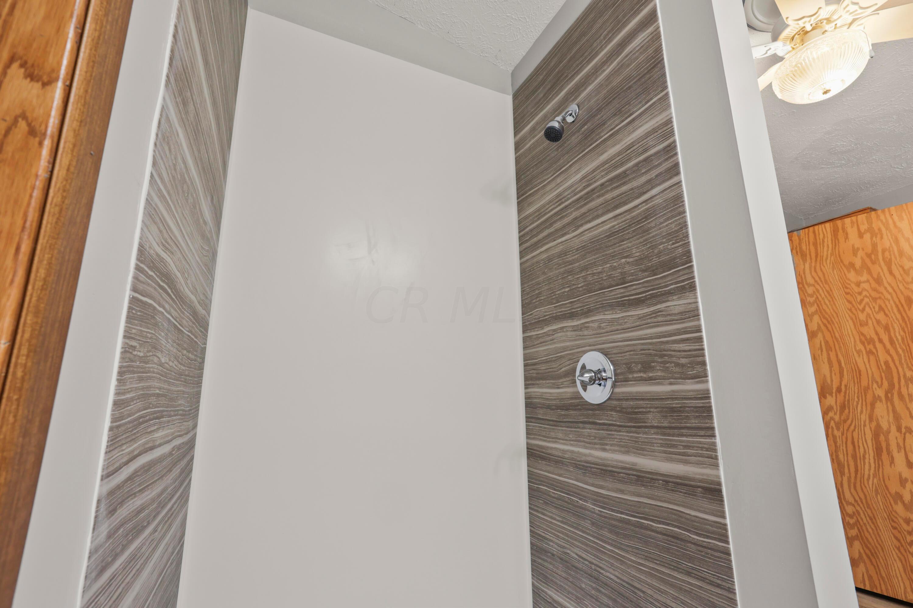 5550 Blacks Road Southwest Pataskala, OH 43062 - Photo 25 of 50 Bathroom #1